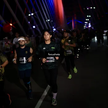 Runner Photo 6492659