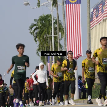 Runner Photo 6492689