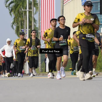 Runner Photo 6492698