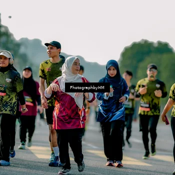 Runner Photo 6492699