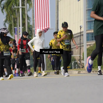 Runner Photo 6492705