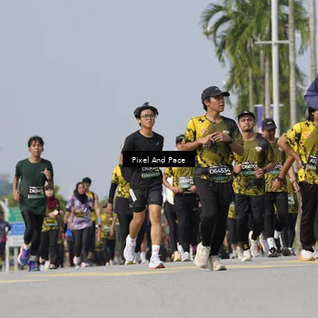 Runner Photo 6492723