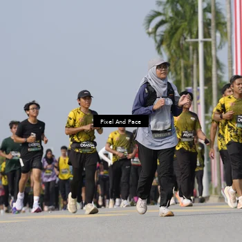 Runner Photo 6492756