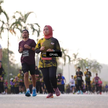 Runner Photo 6492787