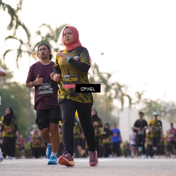 Runner Photo 6492801