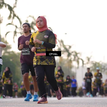 Runner Photo 6492825