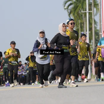 Runner Photo 6492836