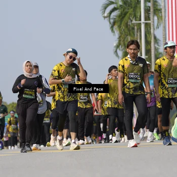 Runner Photo 6492841