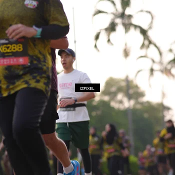Runner Photo 6492853
