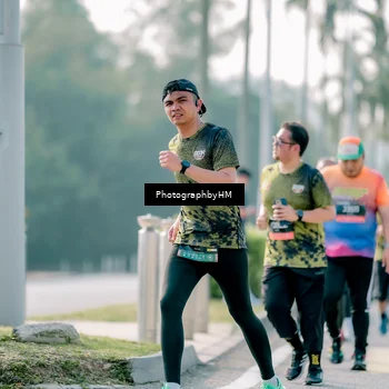 Runner Photo 6492874