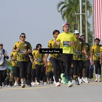 Runner Photo 6492877