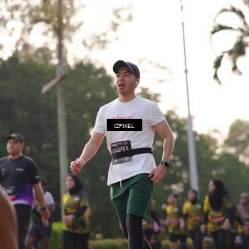 Runner Photo 6492879