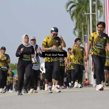 Runner Photo 6492883