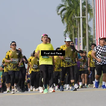 Runner Photo 6492890