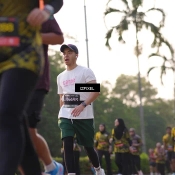 Runner Photo 6492891