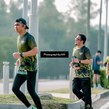 Runner Photo 6492924