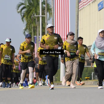 Runner Photo 6492934