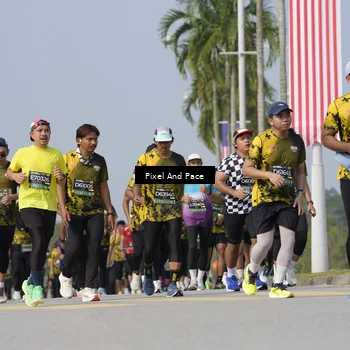 Runner Photo 6492950