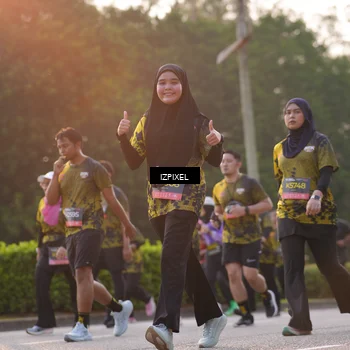 Runner Photo 6493003