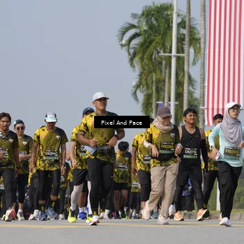 Runner Photo 6493007