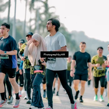 Runner Photo 6493009