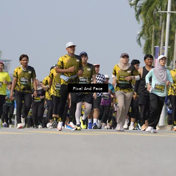 Runner Photo 6493017