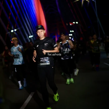 Runner Photo 6493042
