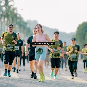 Runner Photo 6493048