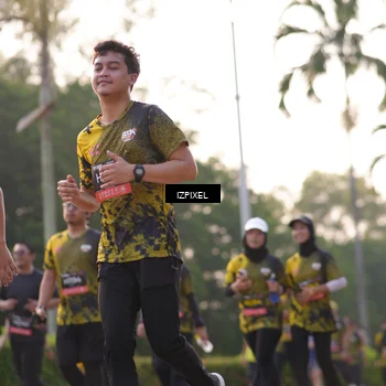 Runner Photo 6493115