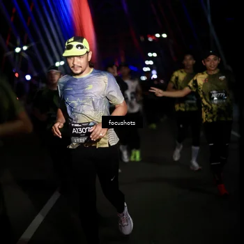 Runner Photo 6493119