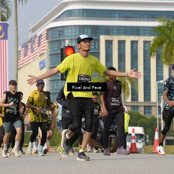 Runner Photo 6493129