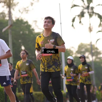 Runner Photo 6493133