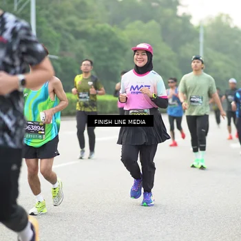 Runner Photo 6493135