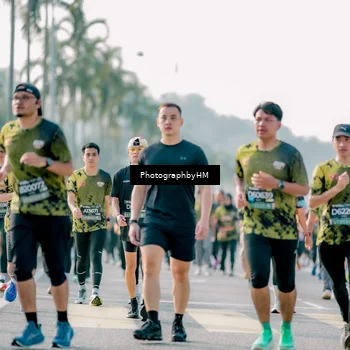 Runner Photo 6493143