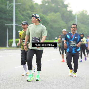 Runner Photo 6493153