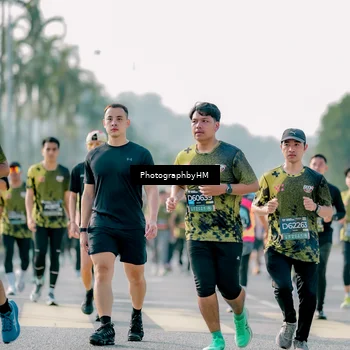 Runner Photo 6493171