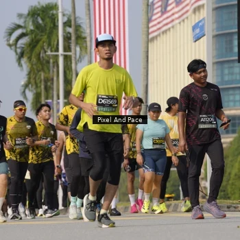 Runner Photo 6493175
