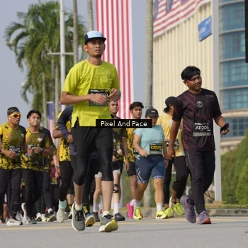 Runner Photo 6493194