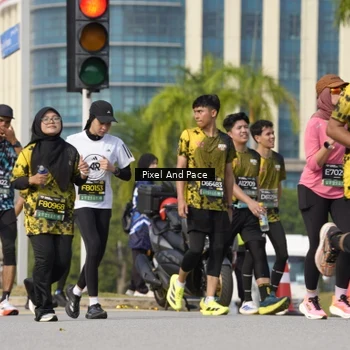 Runner Photo 6493207