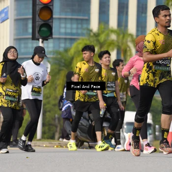 Runner Photo 6493218