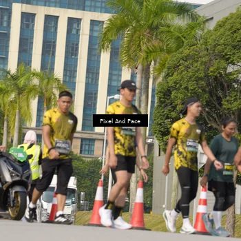 Runner Photo 6493237