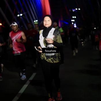 Runner Photo 6493247