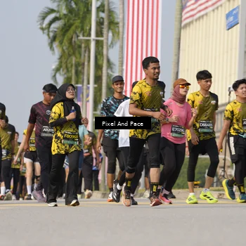 Runner Photo 6493261