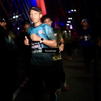 Runner Photo 6493328