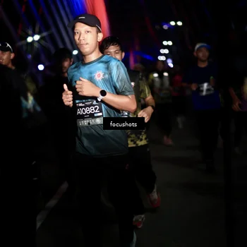 Runner Photo 6493335