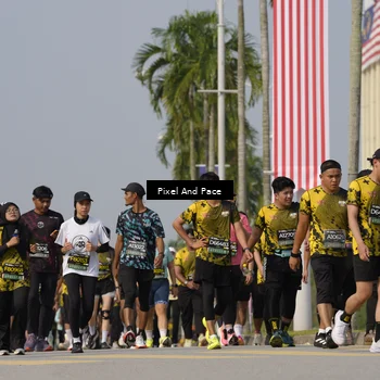 Runner Photo 6493341