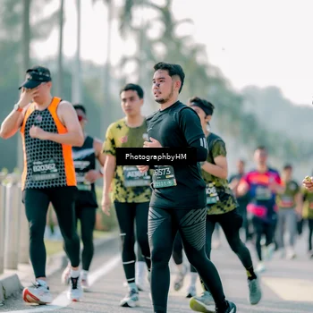 Runner Photo 6493352