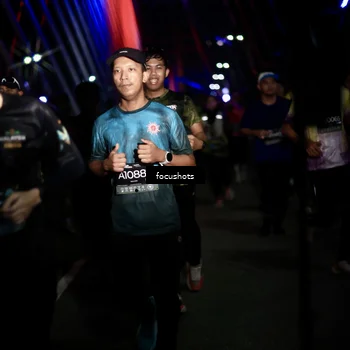 Runner Photo 6493359