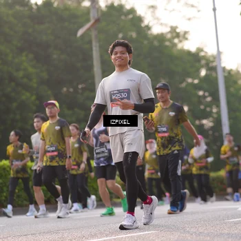 Runner Photo 6493364