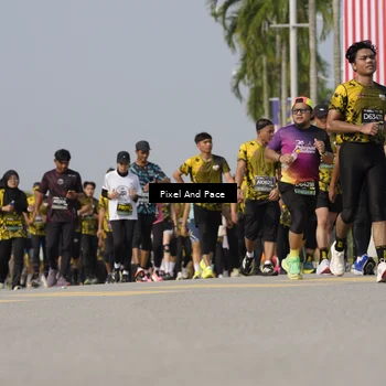 Runner Photo 6493391